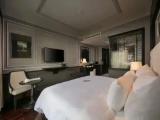 Junior Suite with city view