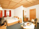 1 Bedroom Comfort room