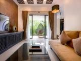 Villa with river view