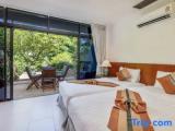 2 Bedrooms Duplex Apartment with garden view
