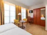 Superior Double room with canal view