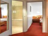 Suite with garden view