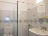 Deluxe Quadruple Basement room
