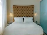 Superior room with city view