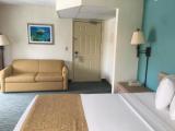 Standard room with partial ocean view