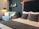 Standard Triple room with view