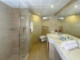 Single Family Suite with sea view