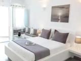Executive Suite with mountain view