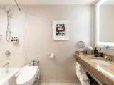 No desk Double room
