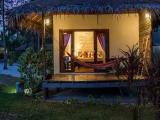 Bungalow with balcony and with pool view