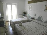 Economy Triple room