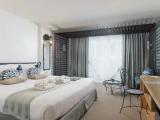 Standard Double room with city view
