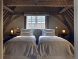 2 Bedrooms Suite