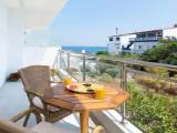 Deluxe Double Suite with partial sea view