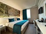 Standard room with balcony and with partial sea view