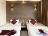 Deluxe Double room with city view