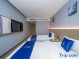 Premier room