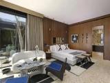 Suite with pool view