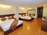 Family Suite with balcony and with city view