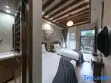 Twin Cottage