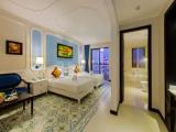 Deluxe Double room with city view