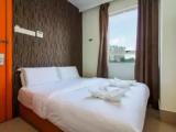 Deluxe room with street view