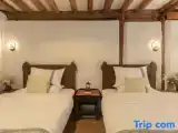 Standard room with garden view
