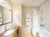 Deluxe Suite with balcony