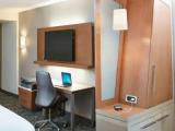 1 Bedroom Suite with balcony and with lake view