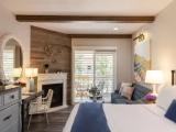 Standard Double room with pool view