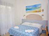 Classic Quadruple room