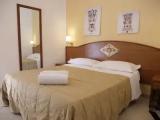 Standard Triple room with sea view