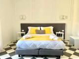 Double room with city view