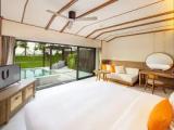Villa beachfront