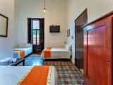 Standard Triple room with balcony