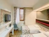 Standard room with garden view