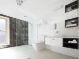 2 Bedrooms Villa with balcony