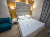 Deluxe Triple room with balcony and with partial sea view