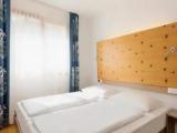 2 Bedrooms Quadruple Apartment