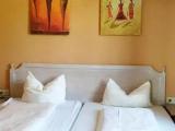 3 Bedrooms Apartment