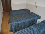 Economy Triple room