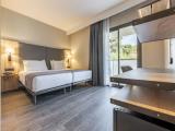 Standard Twin room with balcony and with city view