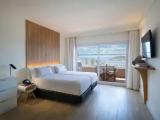 The Beach House Suite seafront