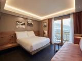 Standard Triple room with balcony