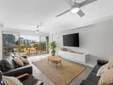 4 Bedrooms Luxury Apartment with balcony