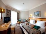 Standard Double room with land view