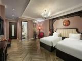Family Suite with balcony