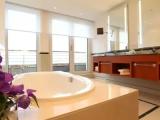 Executive Double Suite with garden view