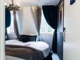 Royal room