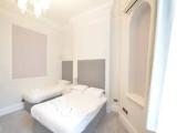 Triple Studio with courtyard view